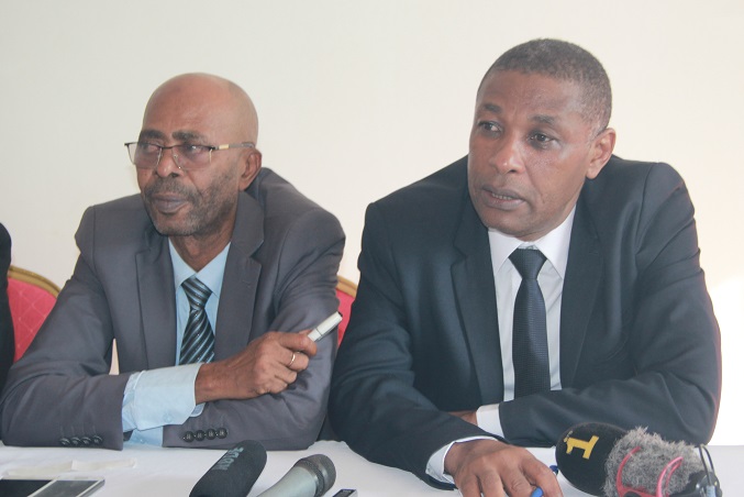 image Politique / Moustoidrane et Chabhane condamnent les propos de Djaffar